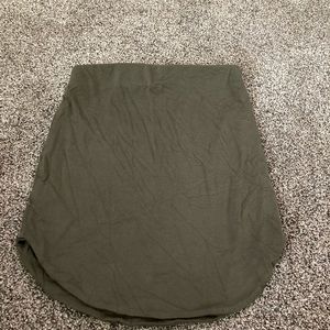 Green skirt. Size large